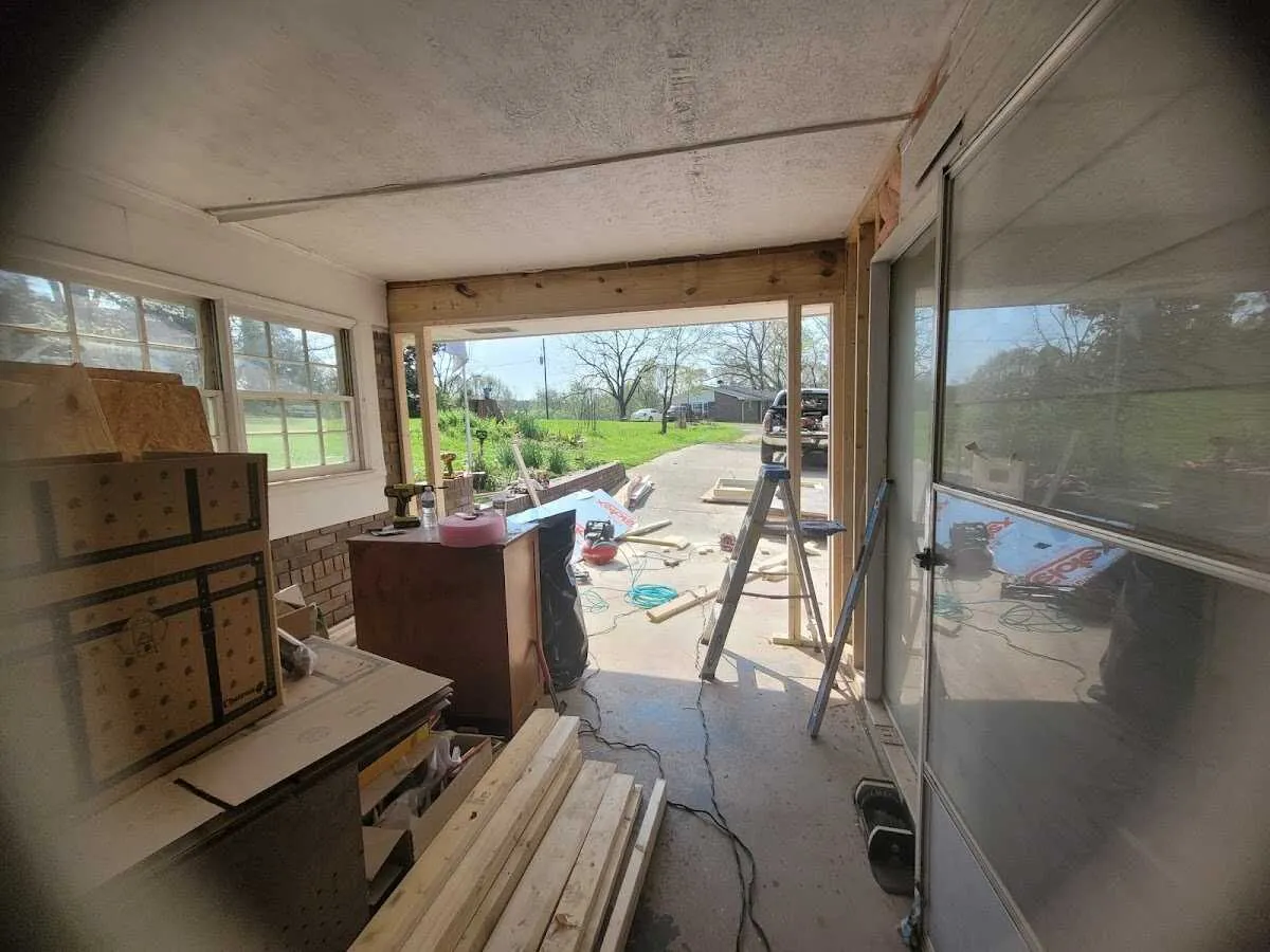 Air movers and dehumidifier for Drying & Dehumidification in Glenview